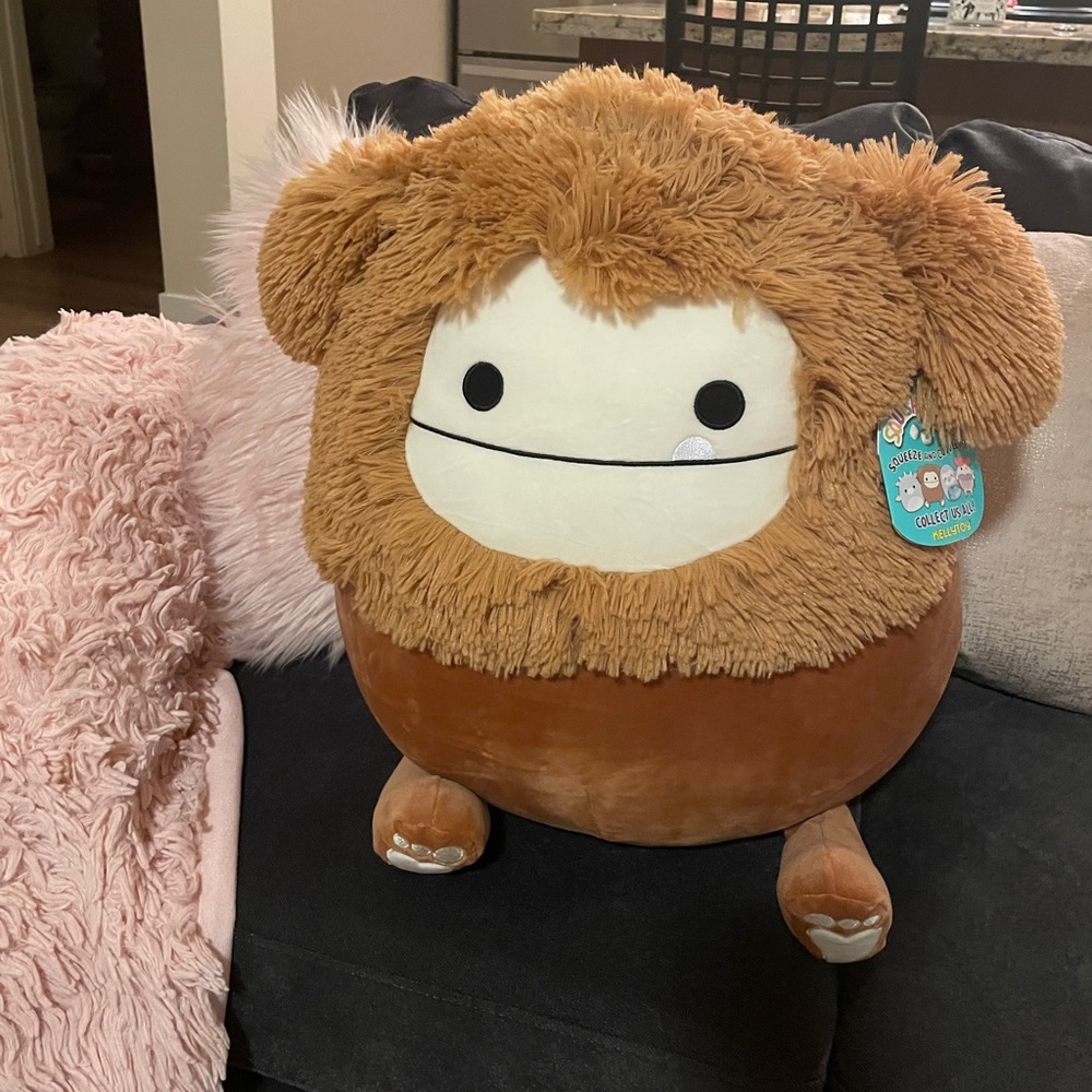 benny bigfoot squishmallow NWT